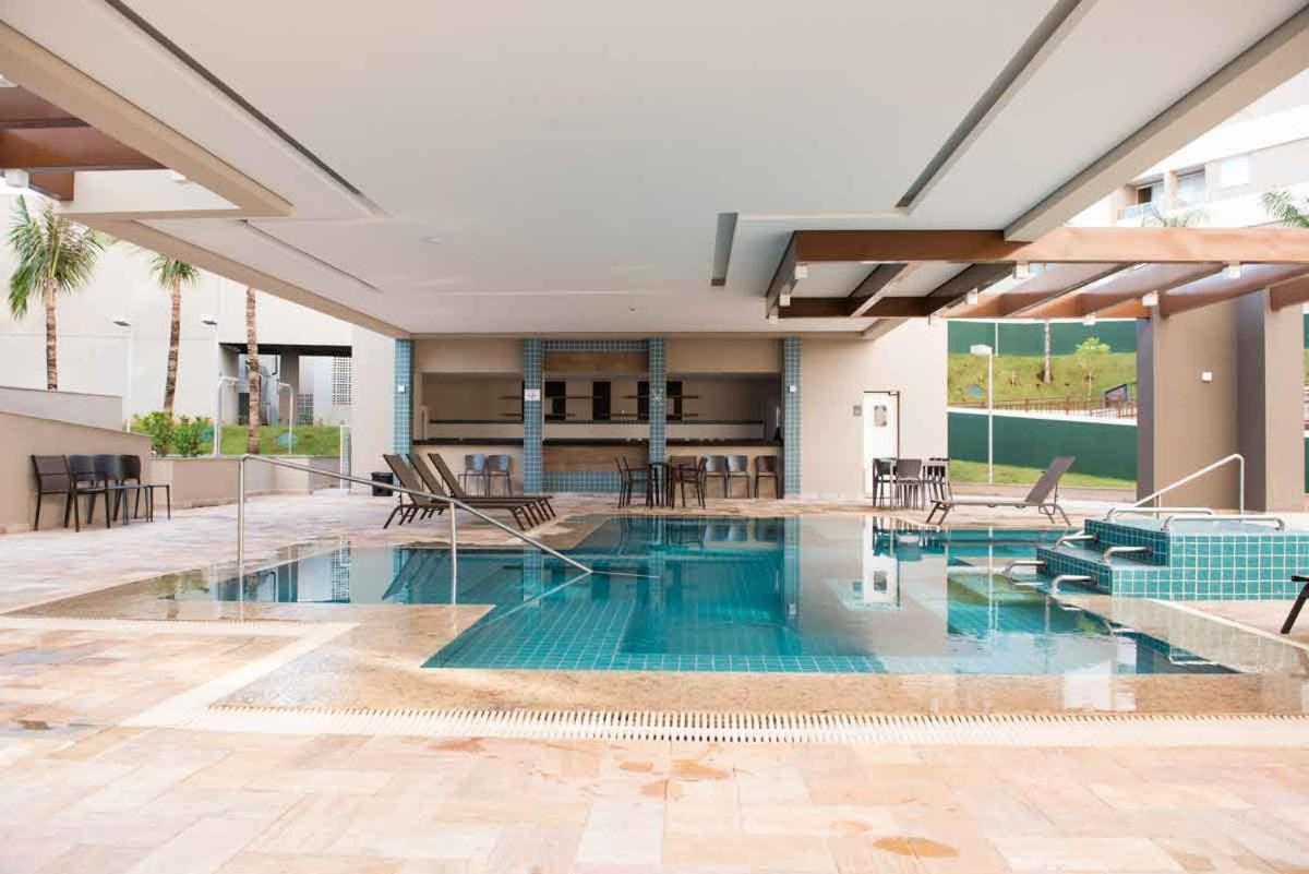 Enjoy Solar Das Aguas Park Resort Olímpia Εξωτερικό φωτογραφία The swimming pool at the hotel